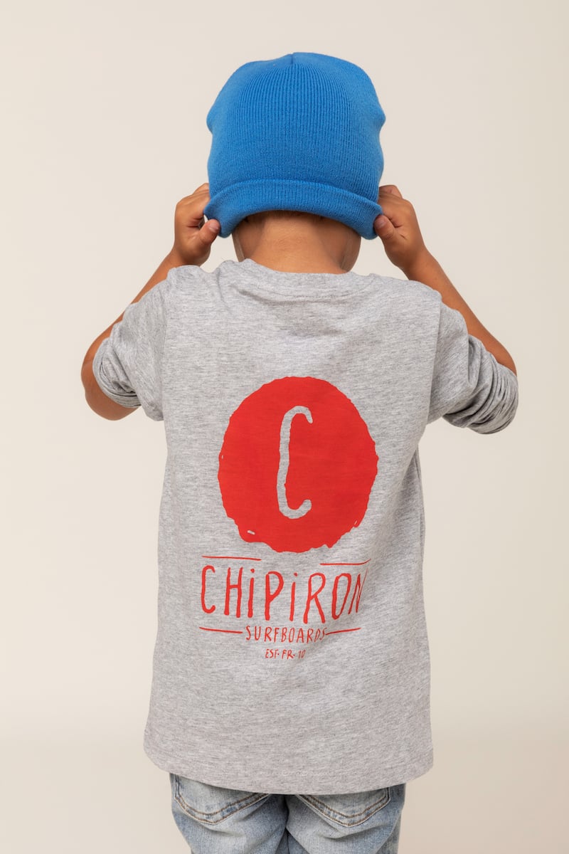 Chipiron_tshirt-manches-longues-gris-logo-enfant-lifestyle-back