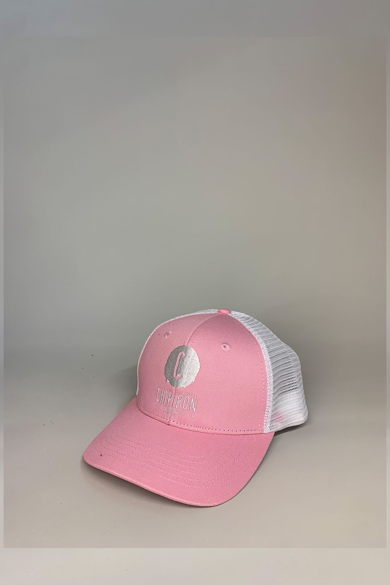 trucker-casquette-filet-rose-broderie-logo-chipiron-surfboards-2