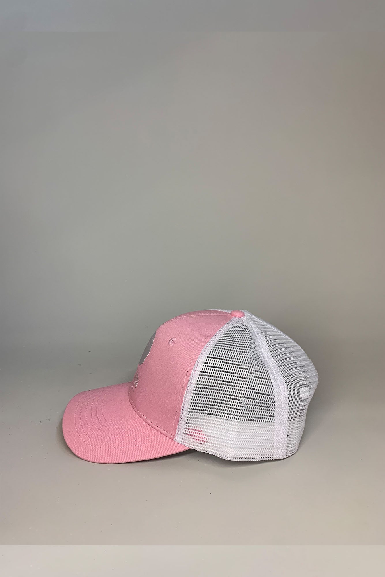 trucker-casquette-filet-rose-broderie-logo-chipiron-surfboards